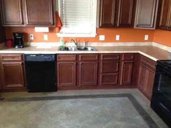 1005 French Dr — Photo 3