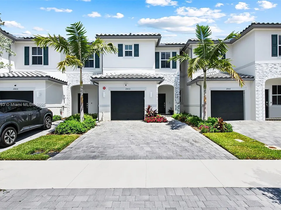 11853 NW 47th Mnr