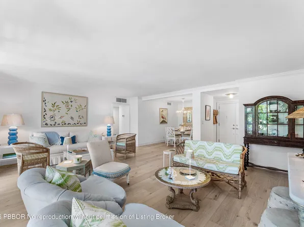 170 Chilean Ave APT 2A, Palm Beach, FL 33480