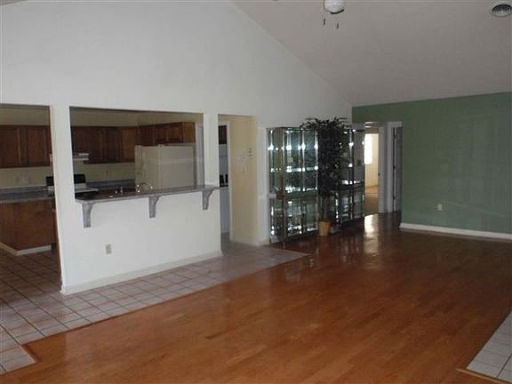 3rd image of 1316 Secretariat Dr