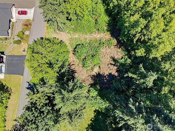 5th image of 38766 Tinker Place NE