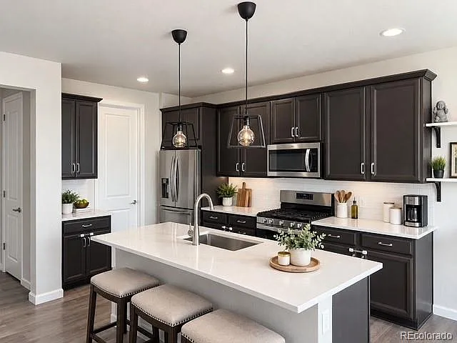 3 bed, 2.5 bath, 2492 sqft, $2,980 — Photo 2