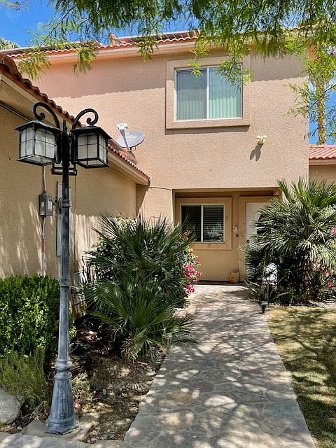 1st image of 83458 Tropical Whisper Ct