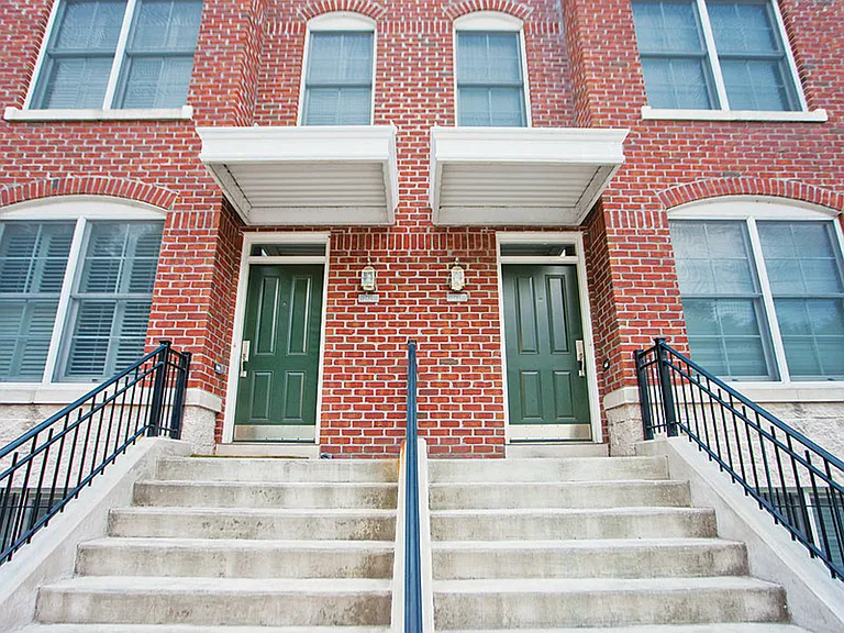 The River Lofts at Tobacco Row — Photo 6