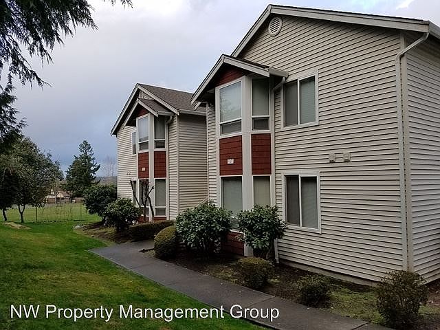 1st image of 800 96th Ave NE Unit J101
