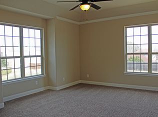 5084 Italia Ln, Grand Prairie, TX 75052