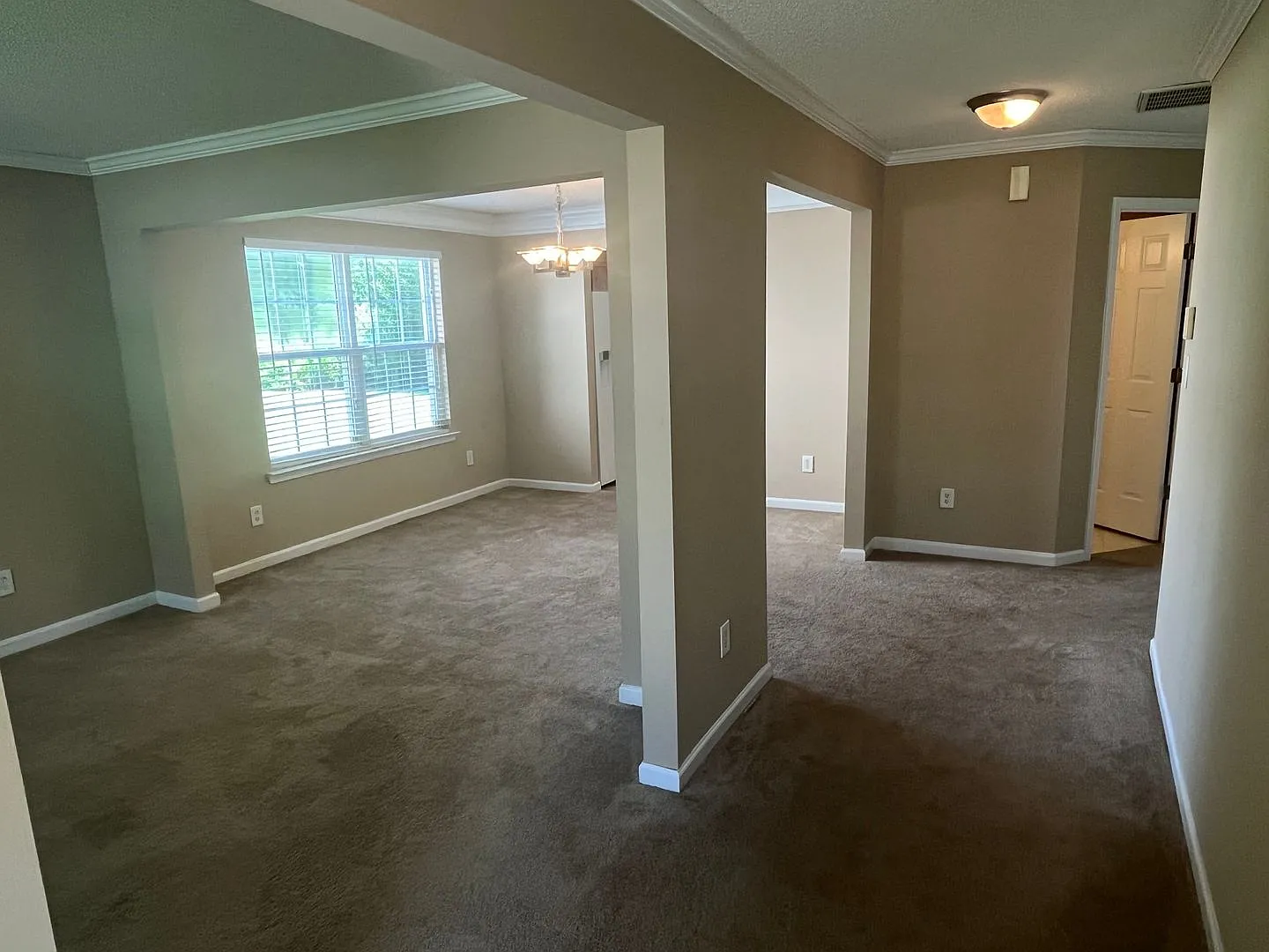 Coming Soon! Spacious 4 Bed, 2.5 Bath Home In Back Creek Chase — Photo 2