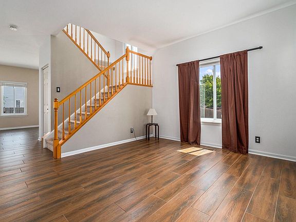 3rd image of 22254 W Niagara Ct