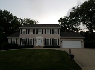 648 S Peebles Rd, Palatine, IL 60067