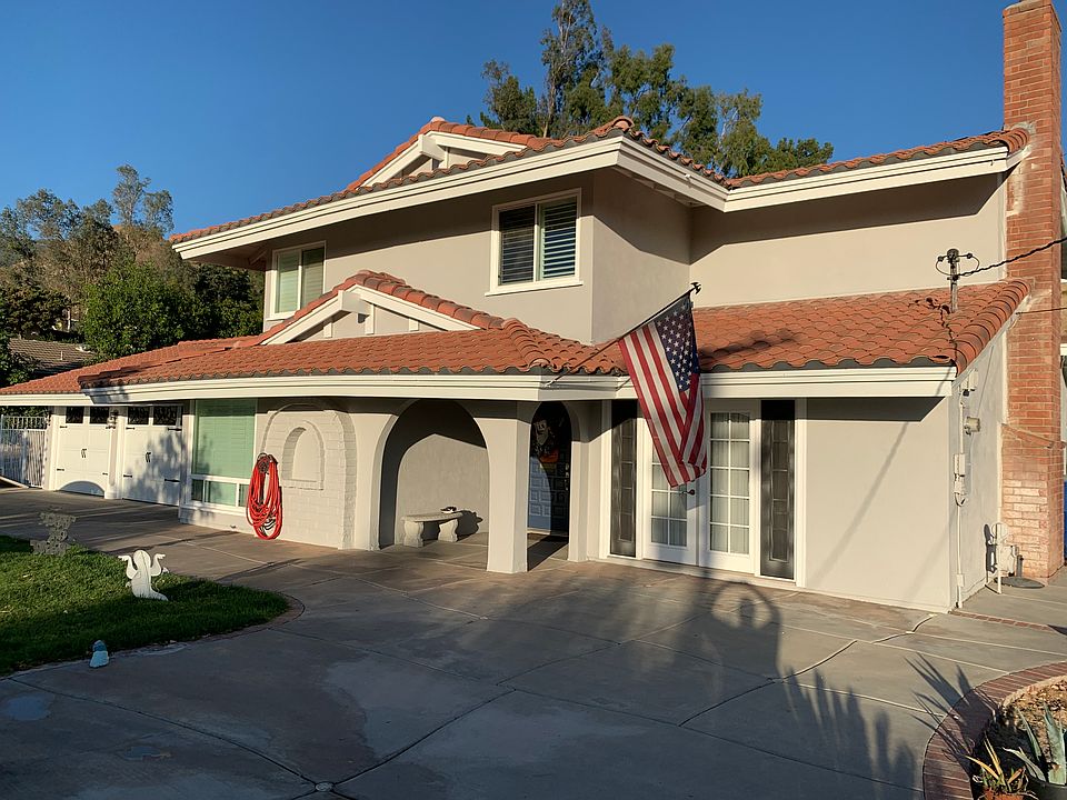 1st image of 4905 Mariposa Dr