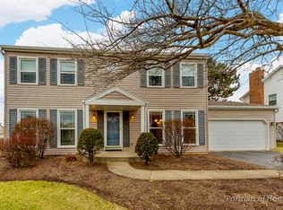 1952 Greensboro Dr, Wheaton, IL