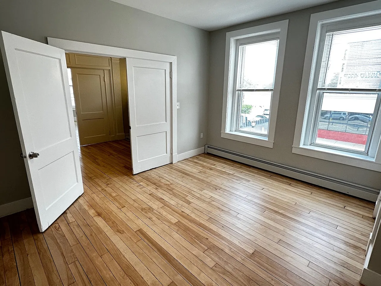 5 bed, 1775 sqft, $6,650 — Photo 2