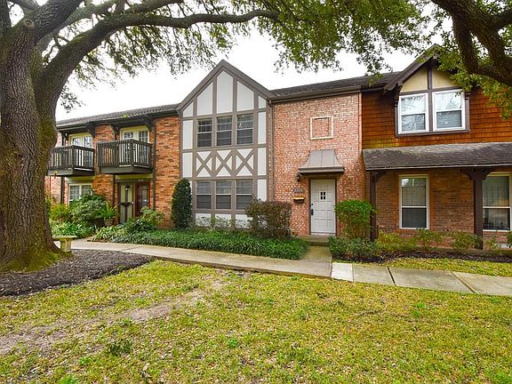 2nd image of 2359 Triway Ln #220