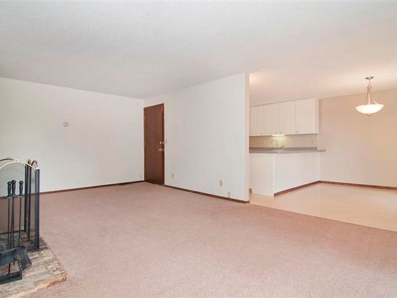 2nd image of 5180 Lincoln Dr #26-309