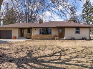 20 Elm Ave S, Maple Lake, MN 55358