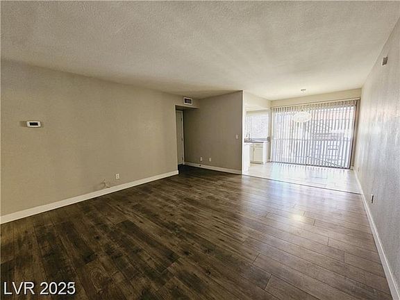 3rd image of 1405 Vegas Valley Dr APT 380