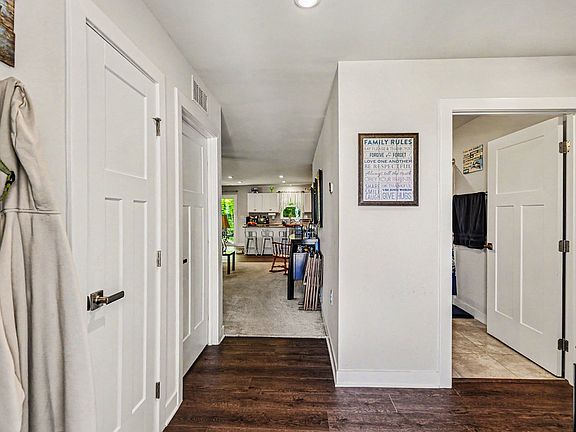 3rd image of 337 Carothers Way