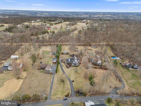 5th image of 288 Clump Rd