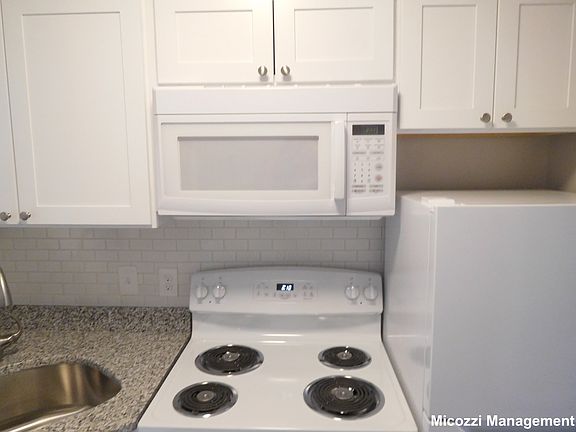 4th image of 1455 Beacon St #1-25