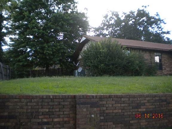 4th image of 1815 N 29th St