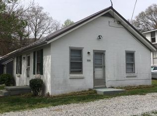 809 W Osborn Rd #A, Farmville, VA 23901