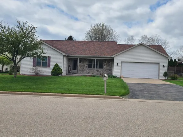 2165 Deer Haven Dr, Menasha, WI 54952