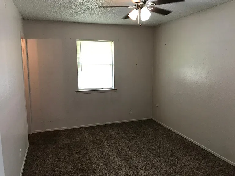 1501 Natalie Dr — Photo 5