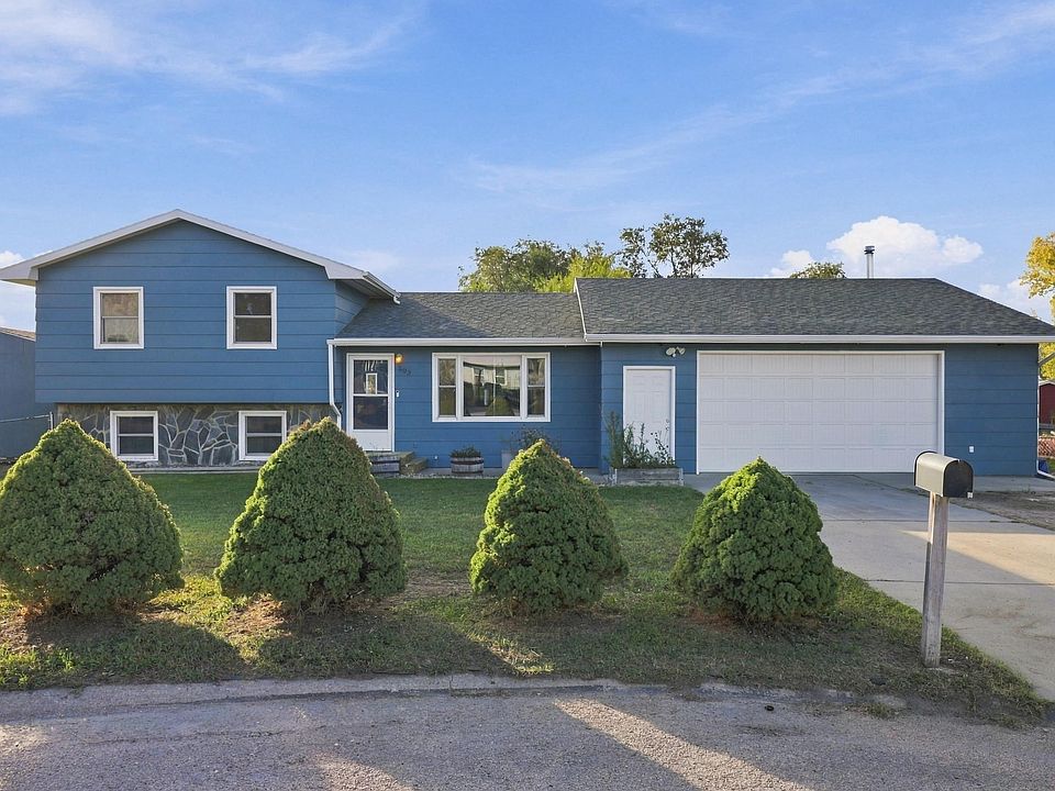 1st image of 503 Cardinal Ct