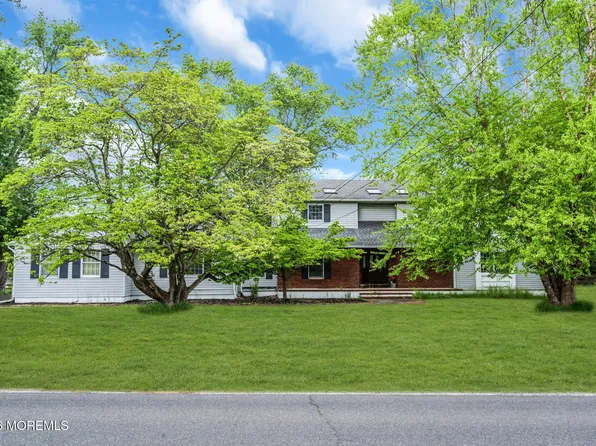 200 Casino Drive, Farmingdale, NJ 07727