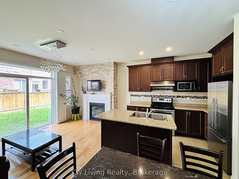 12 Rangemore Rd — Photo 5