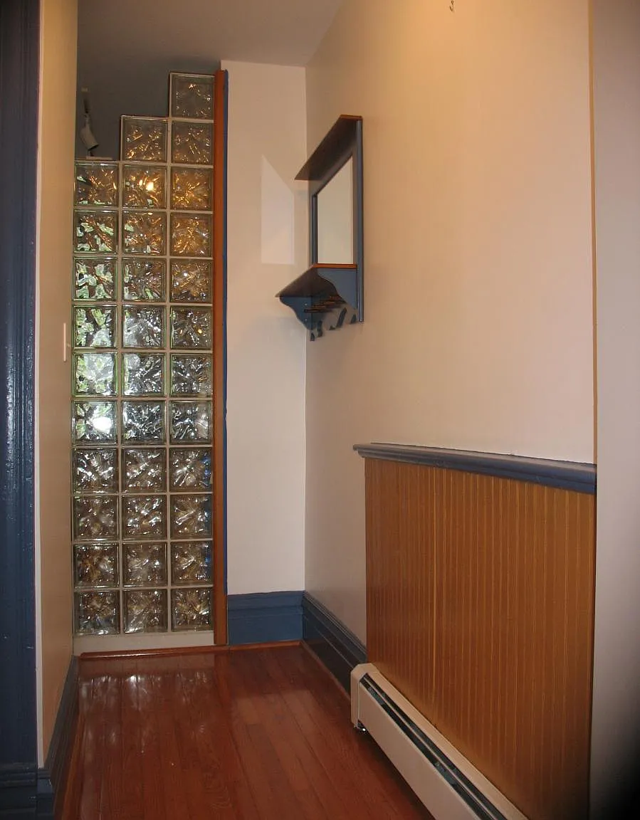 2 bed, 950 sqft, $1,300 — Photo 3