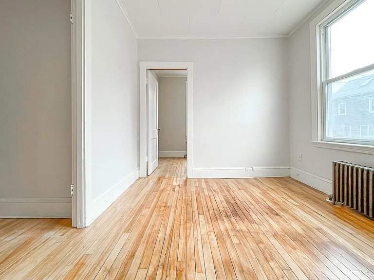 91 Saint Lawrence St #1 — Photo 35