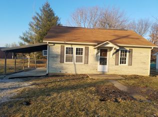 305 E Mayhall St, Perry, MO 63462