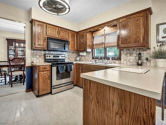 4th image of 1196 Millhaven Dr