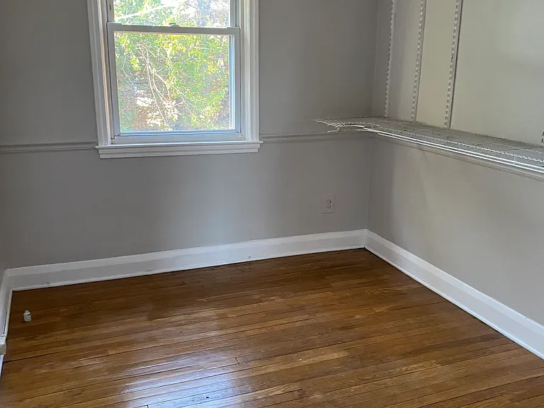 2907 Glendale Ave — Photo 22