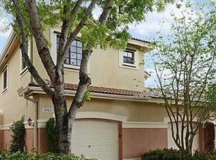 4062 Timber Cove Ln, Weston, FL 33332