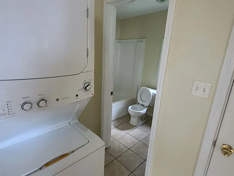 134 E College Ave #A — Photo 6