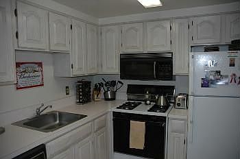 5th image of 4808 Moorland Ln APT 410