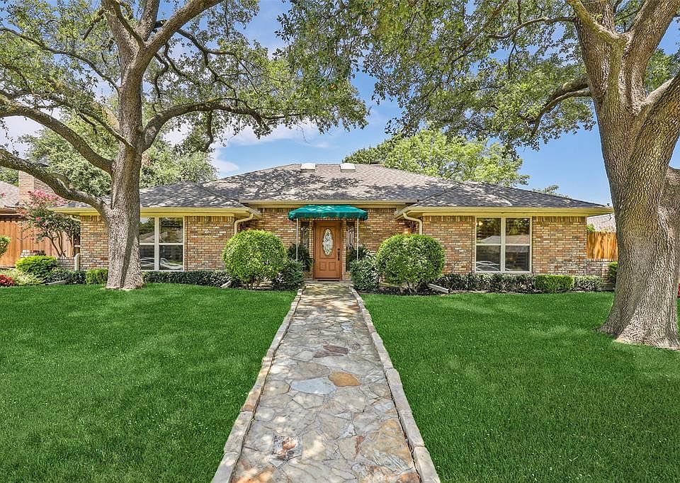 1st image of 2209 Teakwood Ln