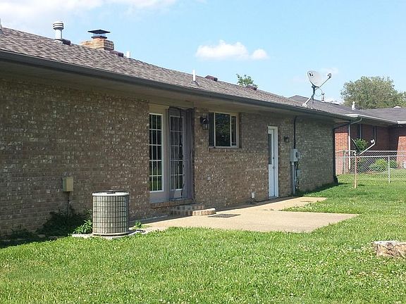 3rd image of 8711 Hanover Dr