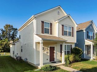 7832 Freesia St, Blacklick, OH 43004
