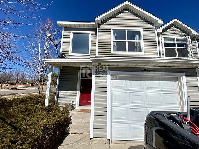 2021 Dove Creek Ct — Photo 1