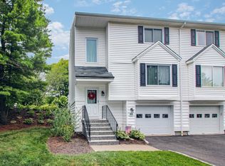 10 South St UNIT 85, Danbury, CT 06810