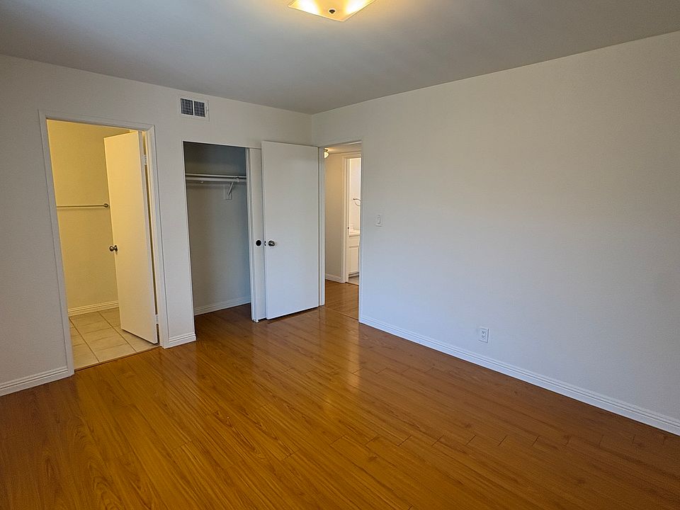 1st image of 1050 Raymond Ave #203