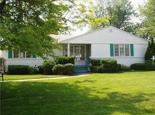 44 Fairways Blvd, Buffalo, NY 14221