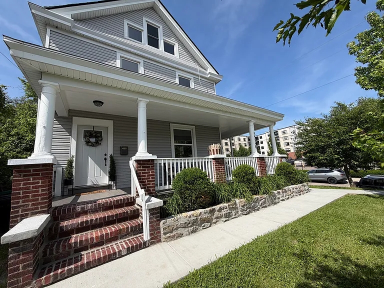 5726 Prentice Ave — Photo 3