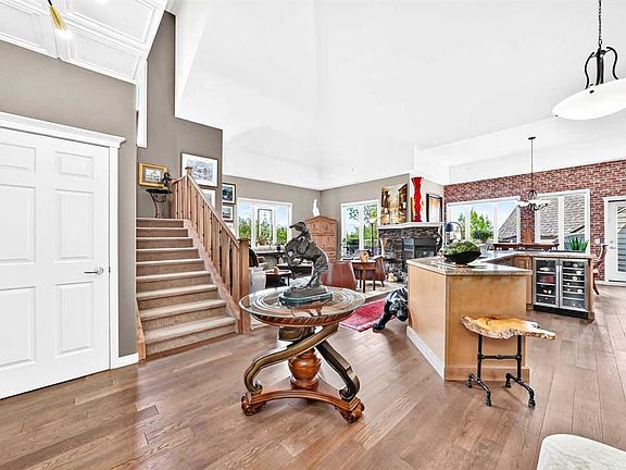 4th image of 15 S Everstone Dr SW #359