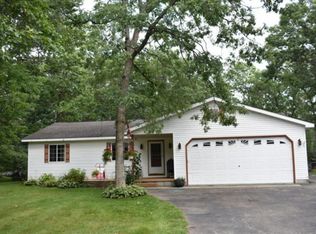 5658 Janis Dr, Oscoda, MI 48750