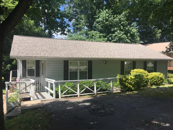 4 Dawson Pl, Asheville, NC 28803