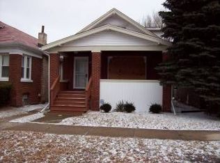 8029 S Bennett Ave, Chicago, IL